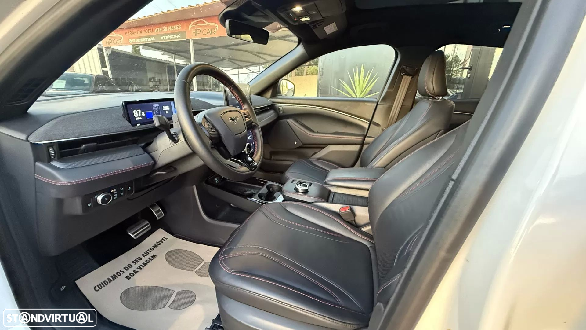 Ford Mustang Mach-E Premium AWD - 31
