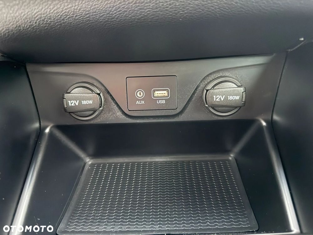 Hyundai Tucson 2.0 CRDI 4WD Automatik Style - 39