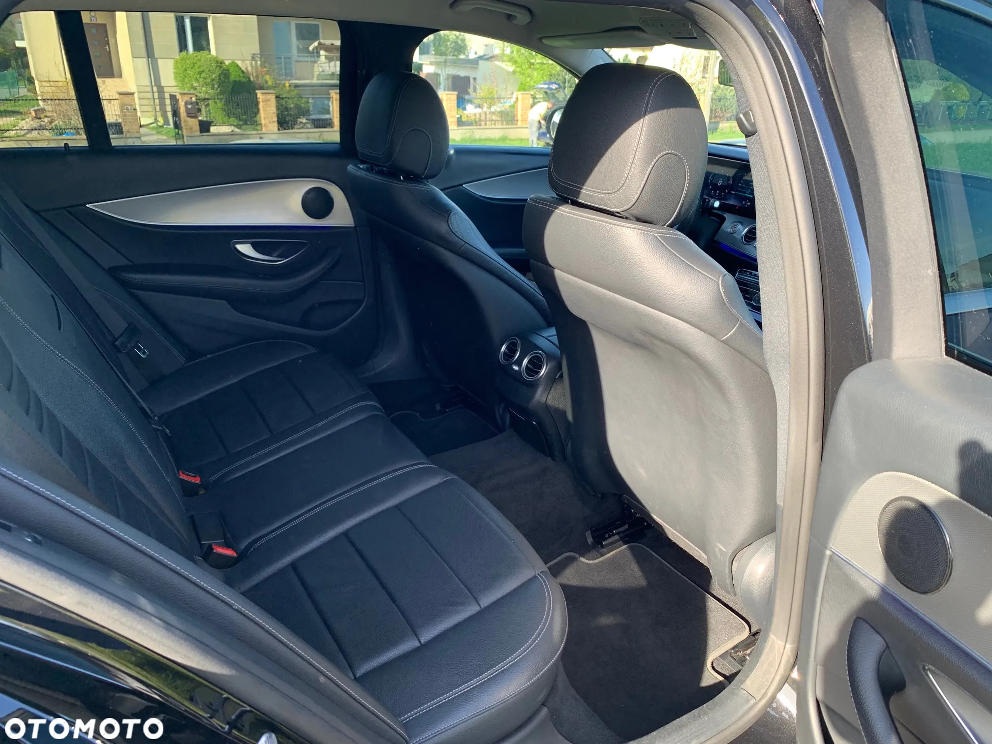 Mercedes-Benz Klasa E 220 d T 9G-TRONIC - 20