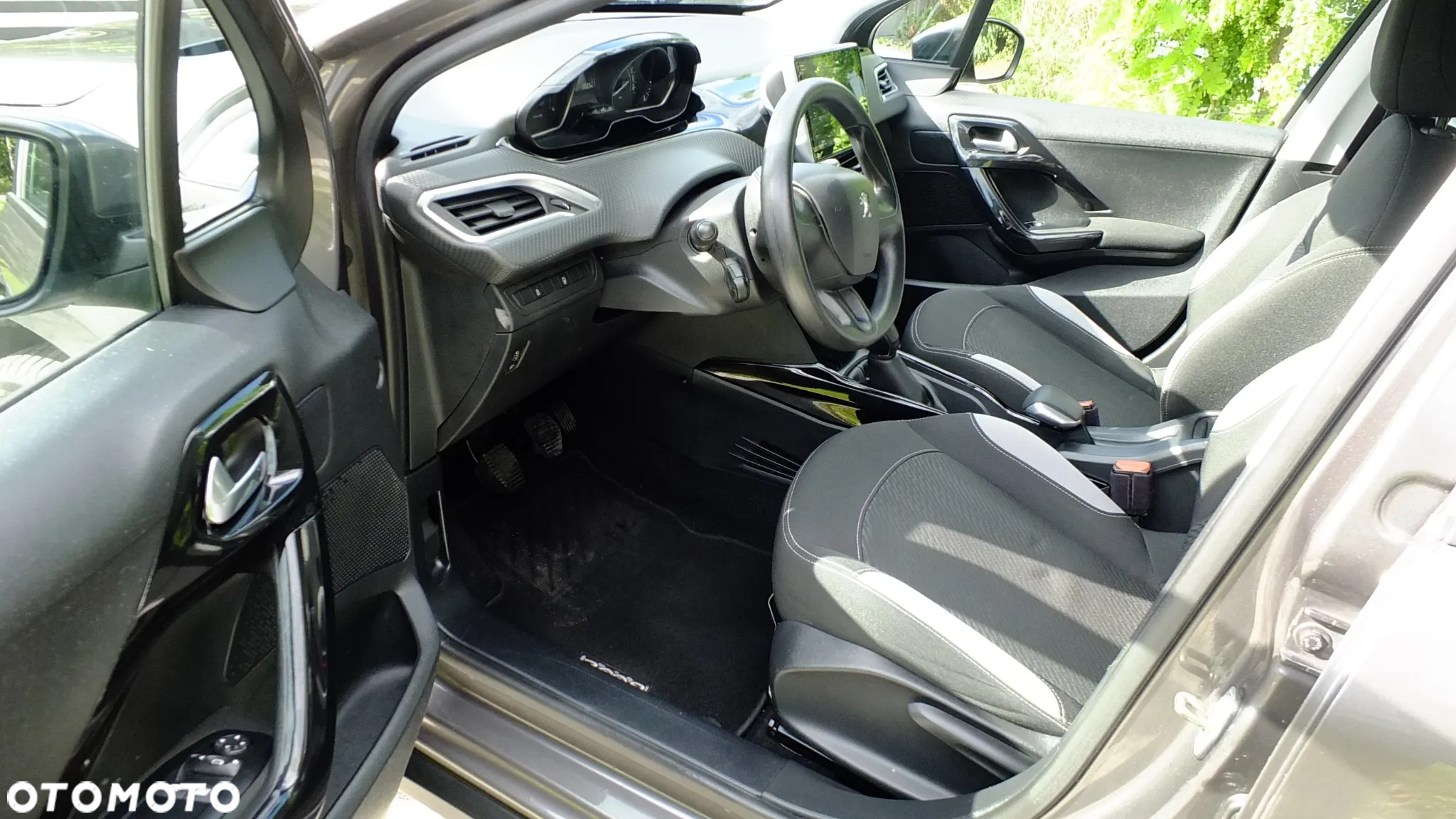 Peugeot 2008 1.6 BlueHDi Active - 11