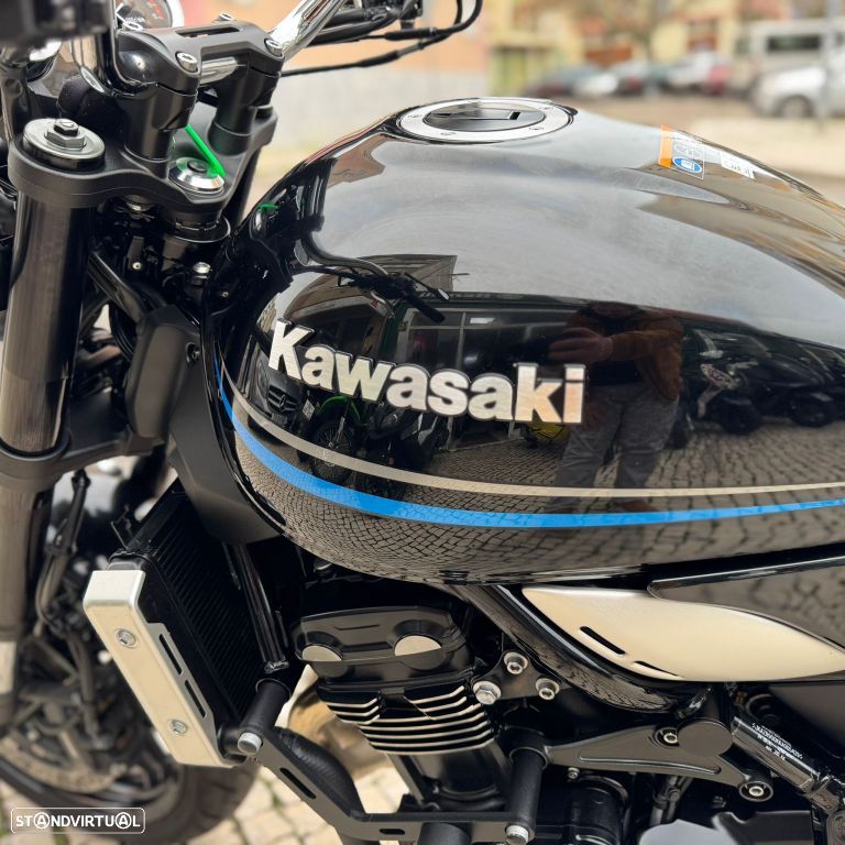 Kawasaki Z 900 RS - 5