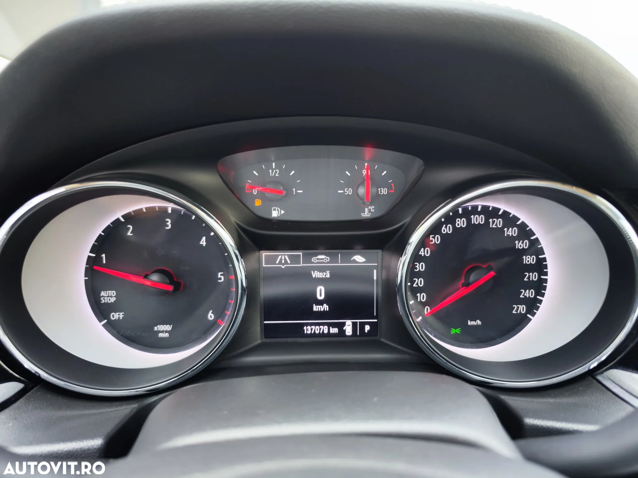 Opel Insignia - 18