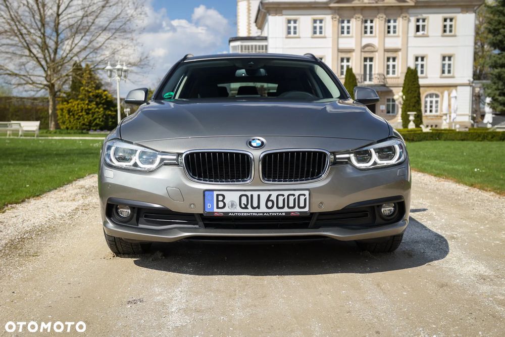 BMW Seria 3 318d Edition Luxury Line Purity - 7