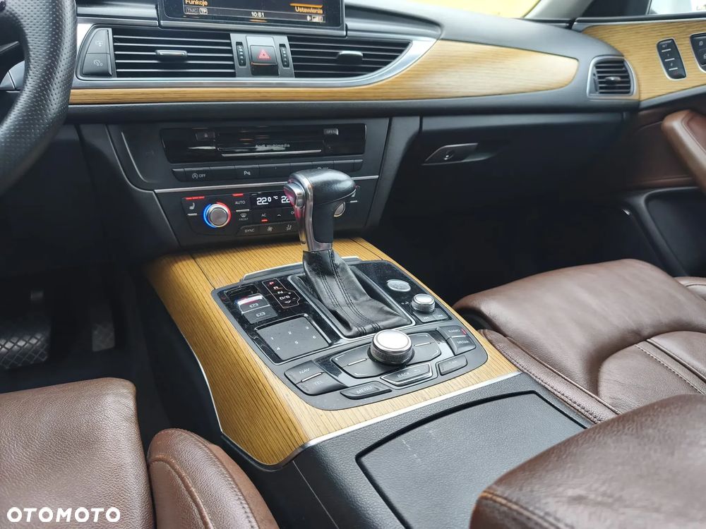 Audi A6 Avant 2.0 TDI Multitronic - 29