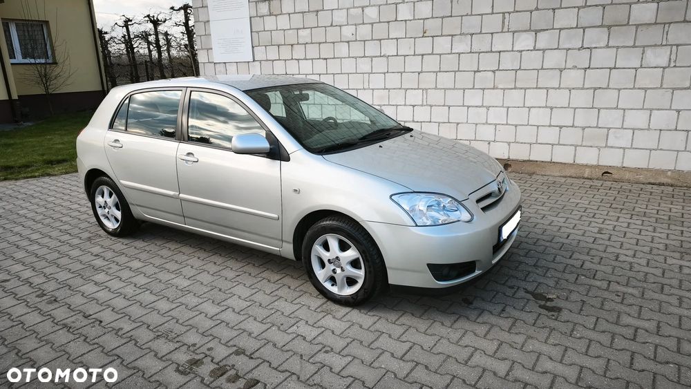 Toyota Corolla 1.4 D-4D Sol - 4
