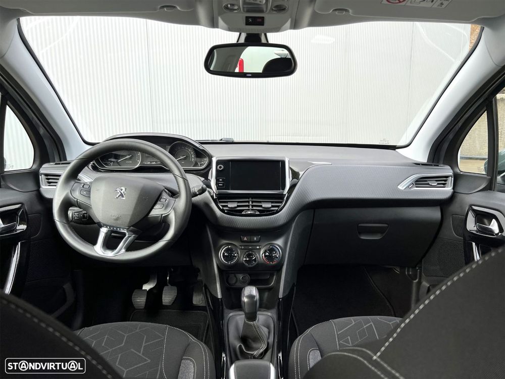Peugeot 2008 1.5 BlueHDi Style - 18