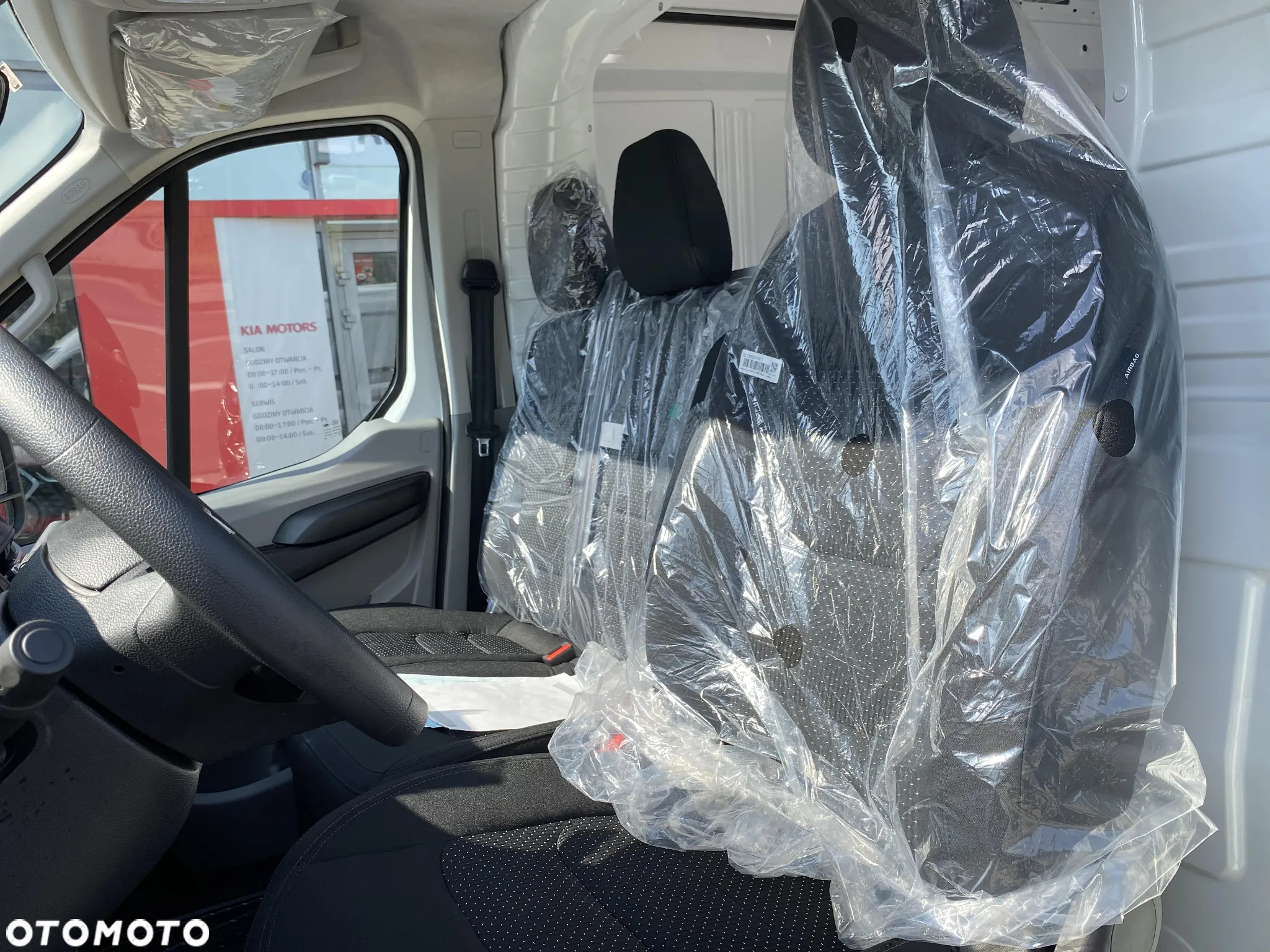 Maxus DELIVER 9 - 11