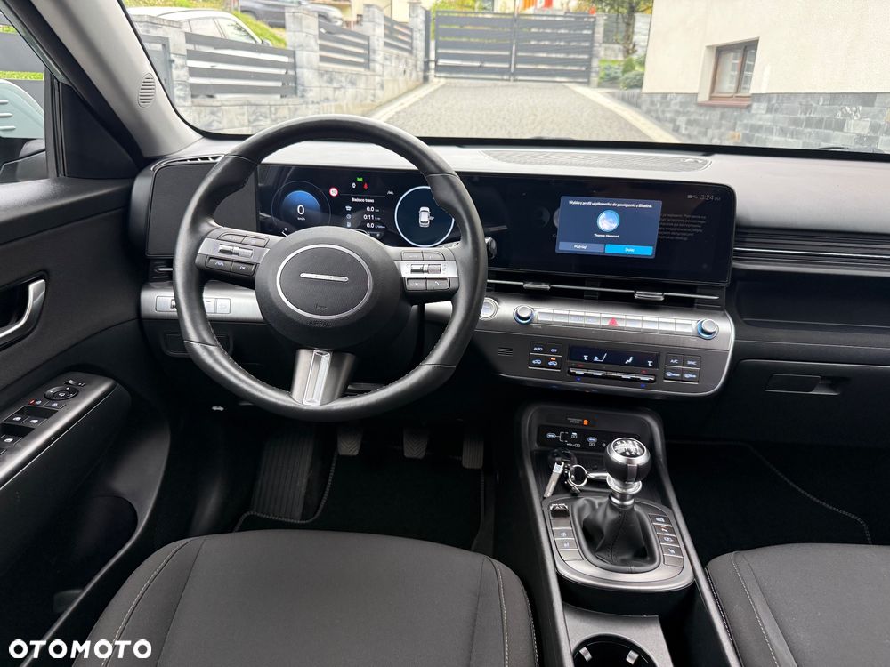 Hyundai Kona - 16
