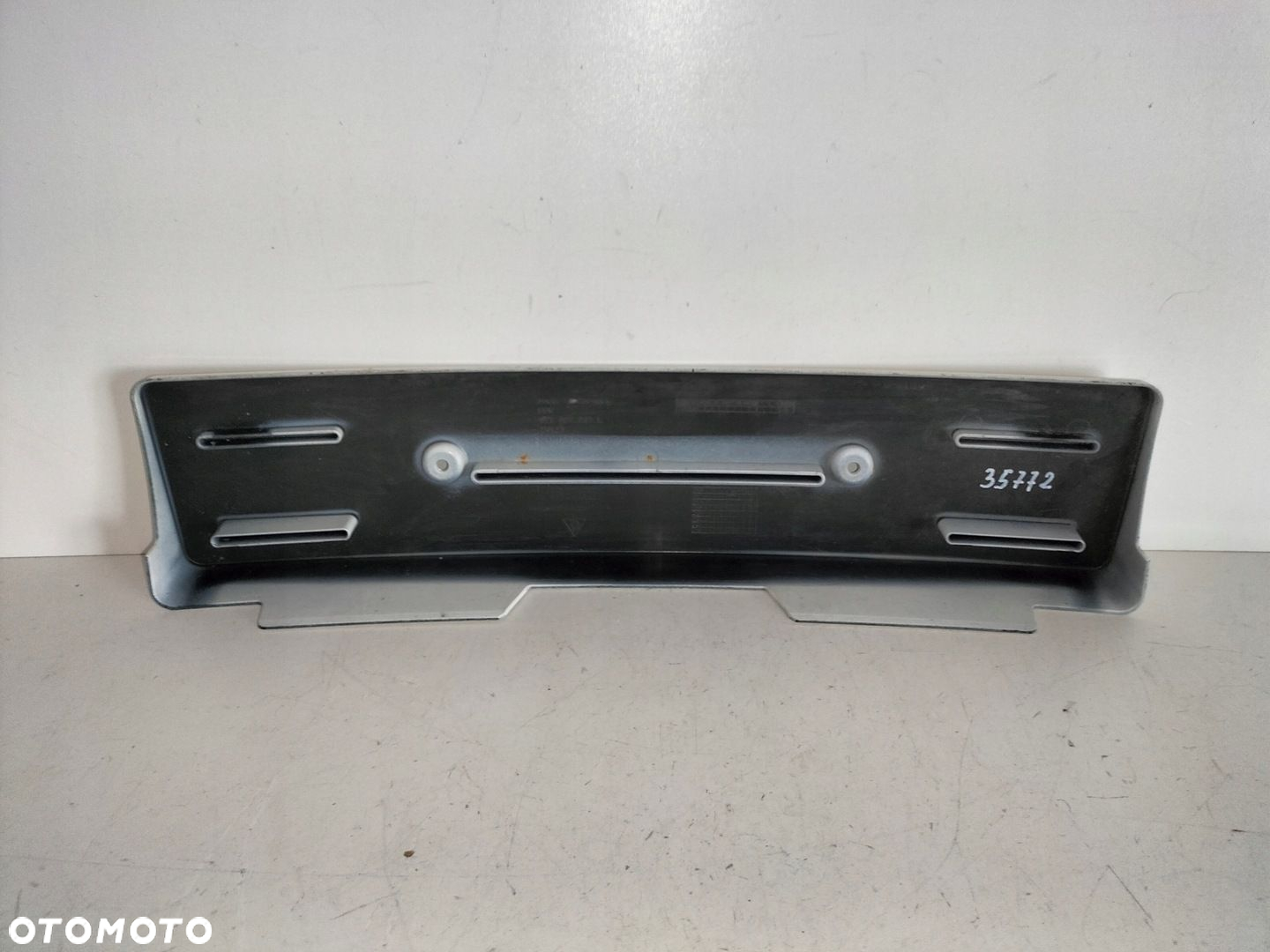 Podkładka pod tablicę rejestracyjną przód PORSCHE PANAMERA II 971 16- - 5