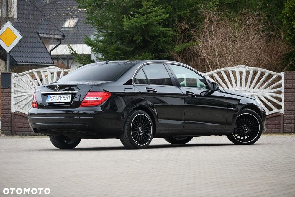 Mercedes-Benz Klasa C 180 Kompressor Avantgarde - 23