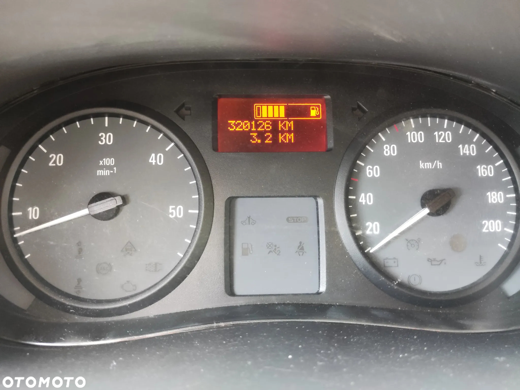 Opel Vivaro - 14