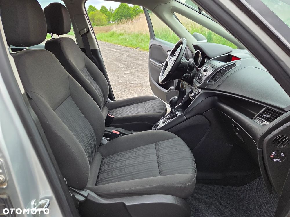 Opel Zafira Tourer 1.4 Turbo Automatik Style - 13