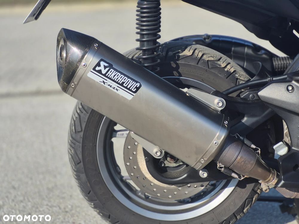 Yamaha X-max - 9