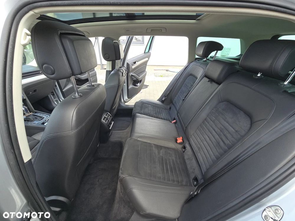 Volkswagen Passat - 9