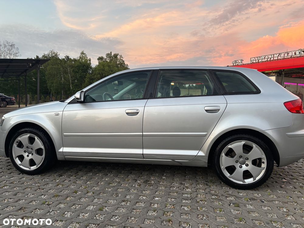 Audi A3 Sportback - 4