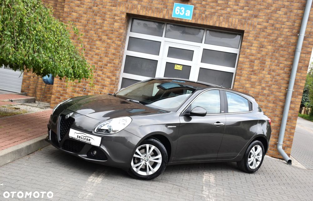Alfa Romeo Giulietta 1.6 JTDM Distinctive - 29