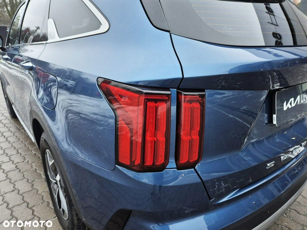 Kia Sorento 1.6 T-GDI HEV L 7os - 38