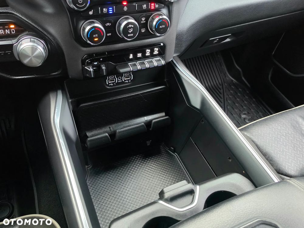 RAM 1500 - 22