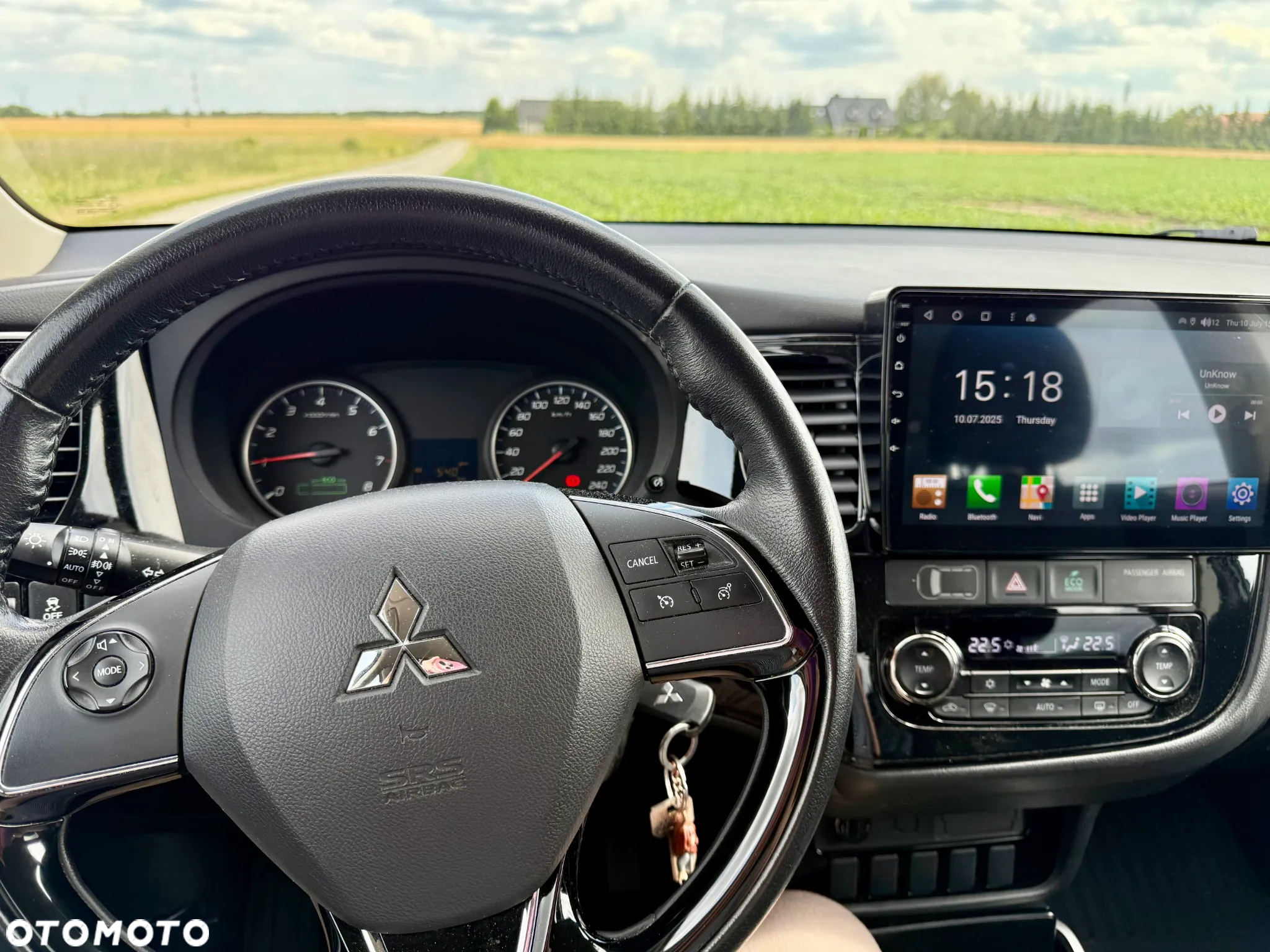 Mitsubishi Outlander 2.0 Invite + 2WD - 10