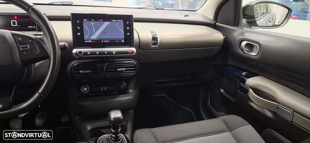 Citroën C4 Cactus 1.5 BlueHDi Shine Pack - 21