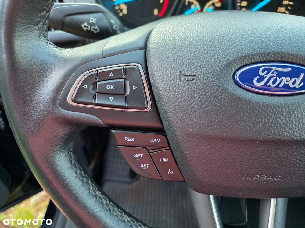 Ford Kuga 1.5 EcoBoost 2x4 Cool & Connect - 18