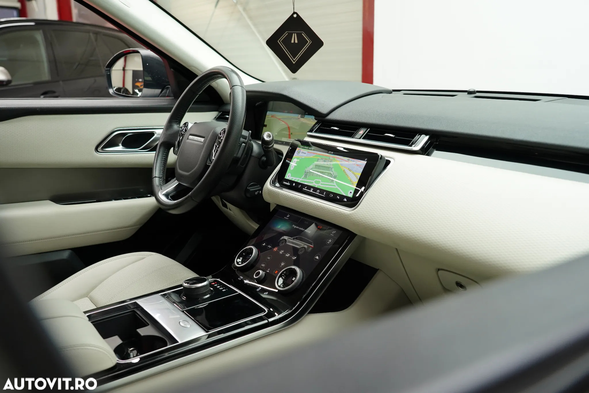 Land Rover Range Rover Velar 2.0 - 27