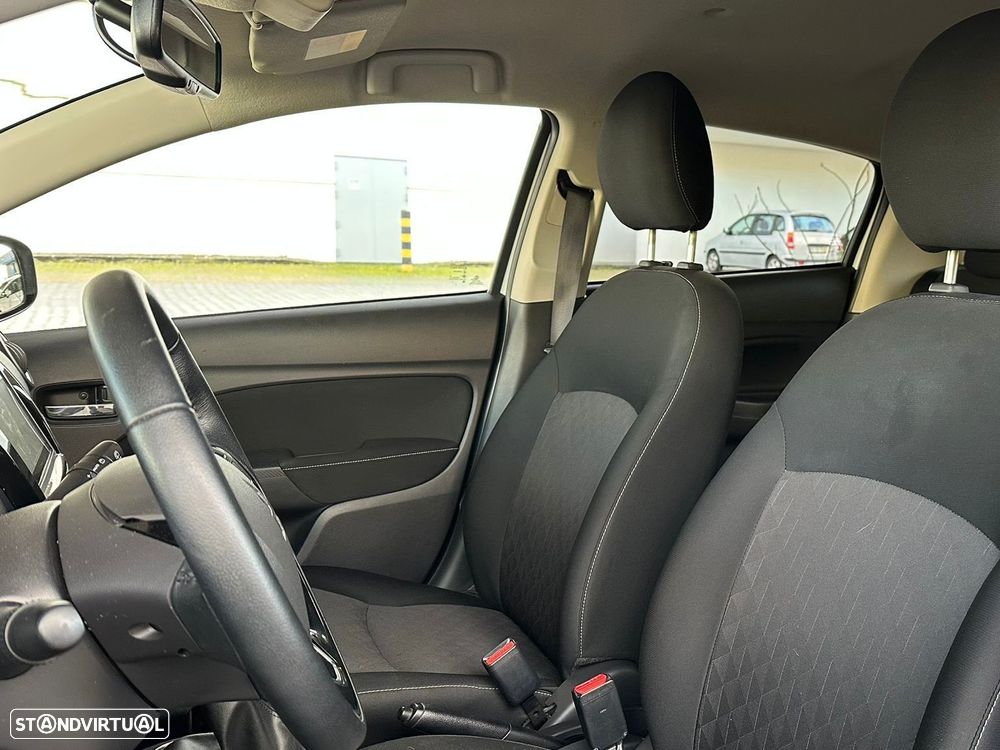 Mitsubishi Space Star 1.2 Intense - 8