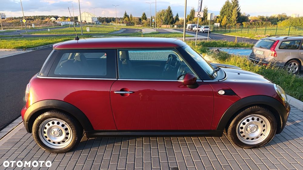 MINI ONE Standard - 8