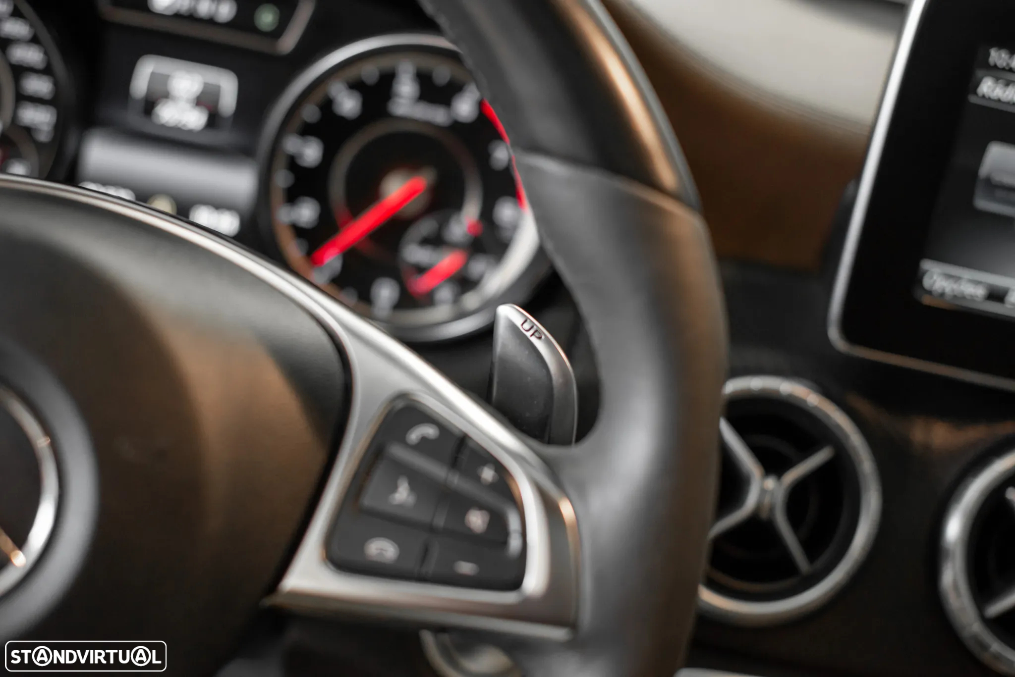 Mercedes-Benz CLA 45 AMG Shooting Brake 4-Matic - 17