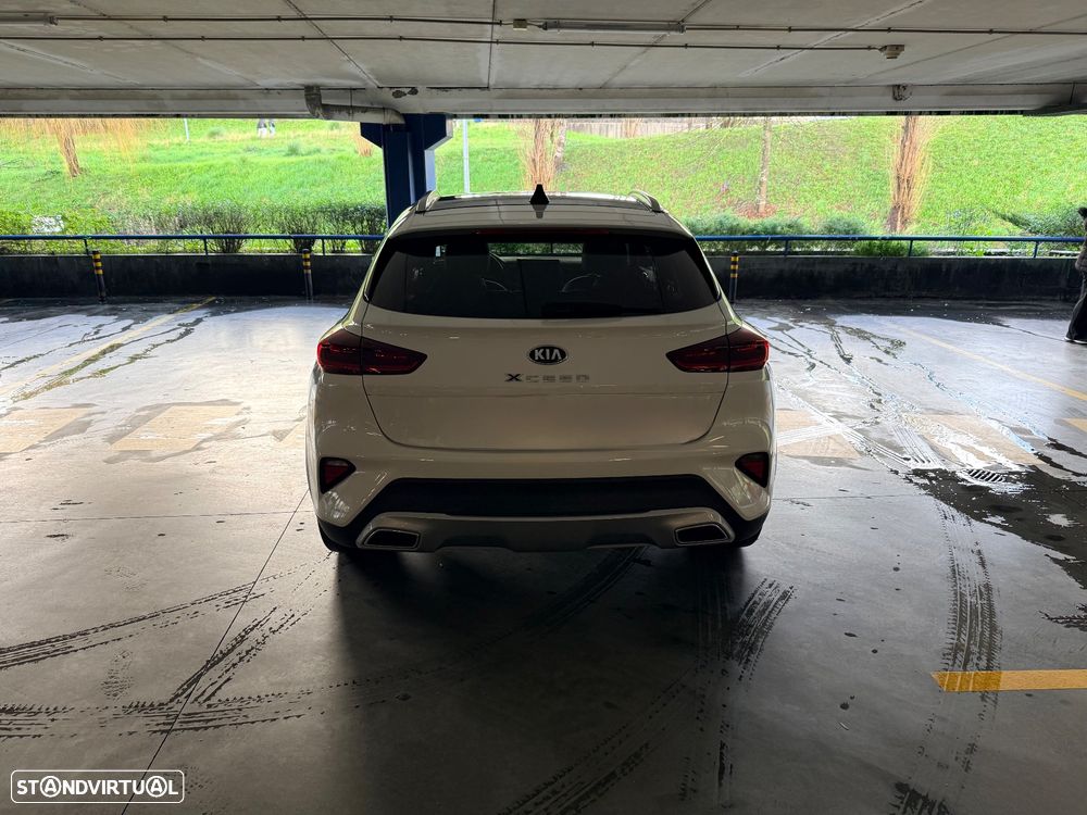 Kia XCeed 1.0 T-GDI Tech+SRF - 4