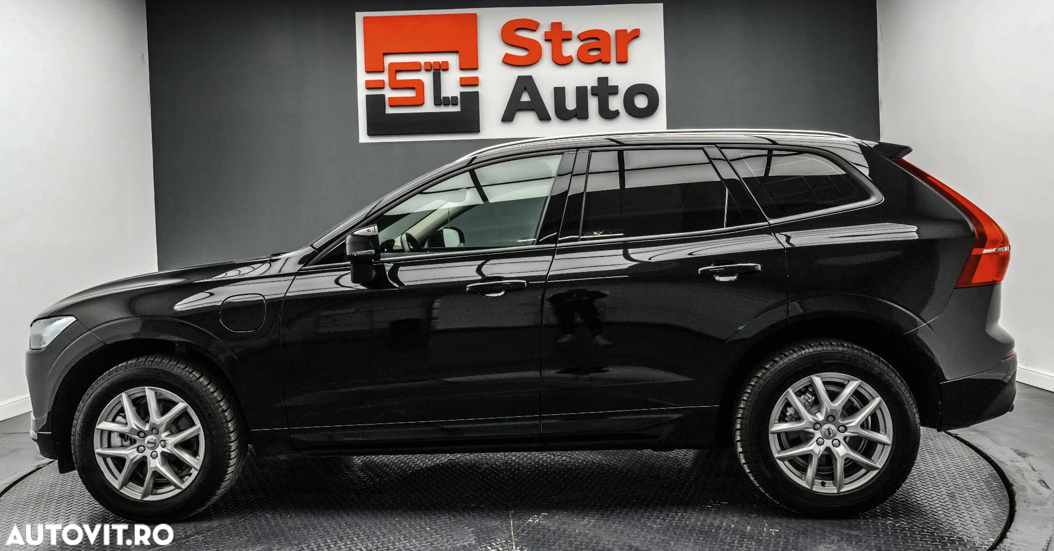 Volvo XC 60 T8 Twin Engine AWD Momentum Pro - 10