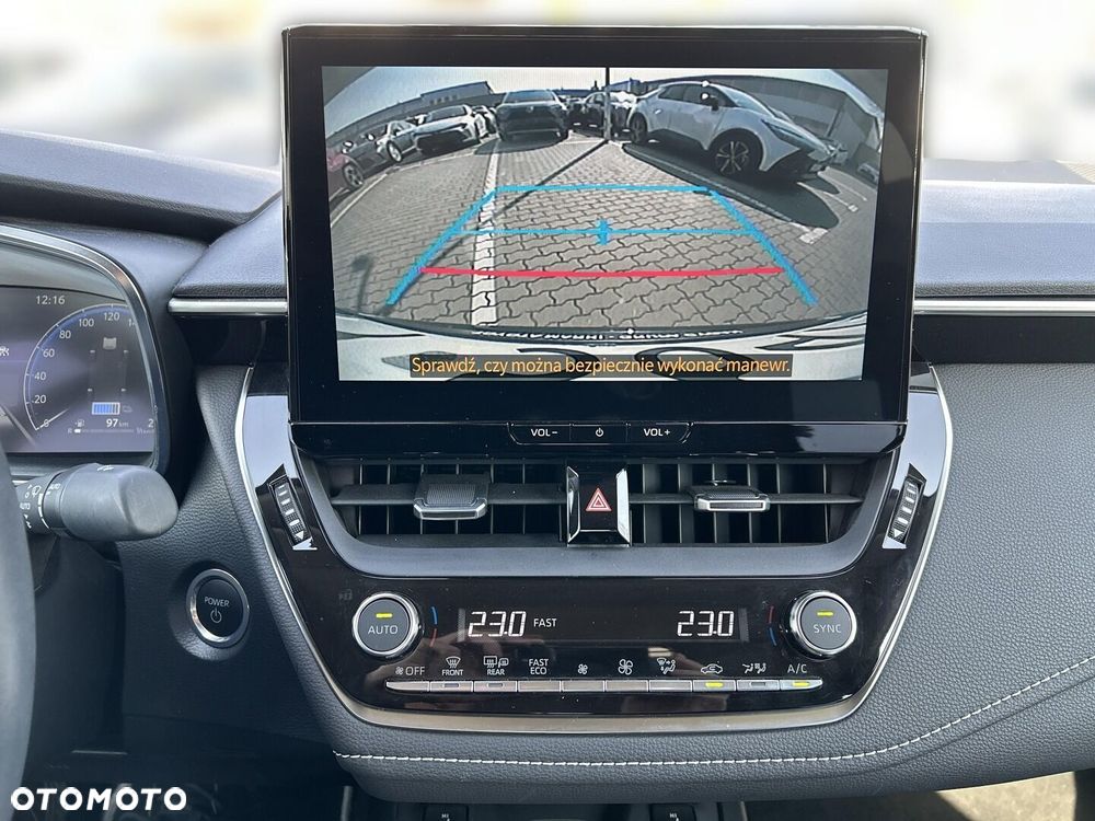 Toyota Corolla 1.8 Hybrid Style - 17