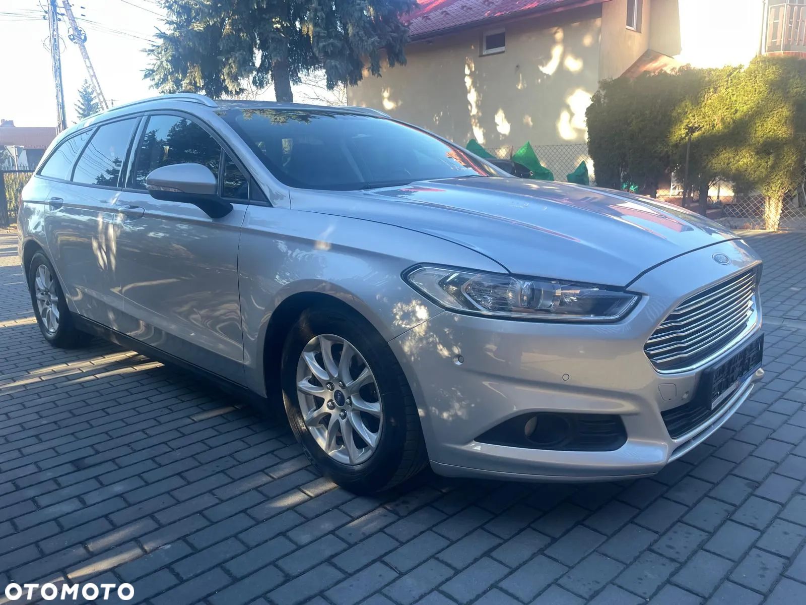 Ford Mondeo 1.6 TDCi Ambiente - 1