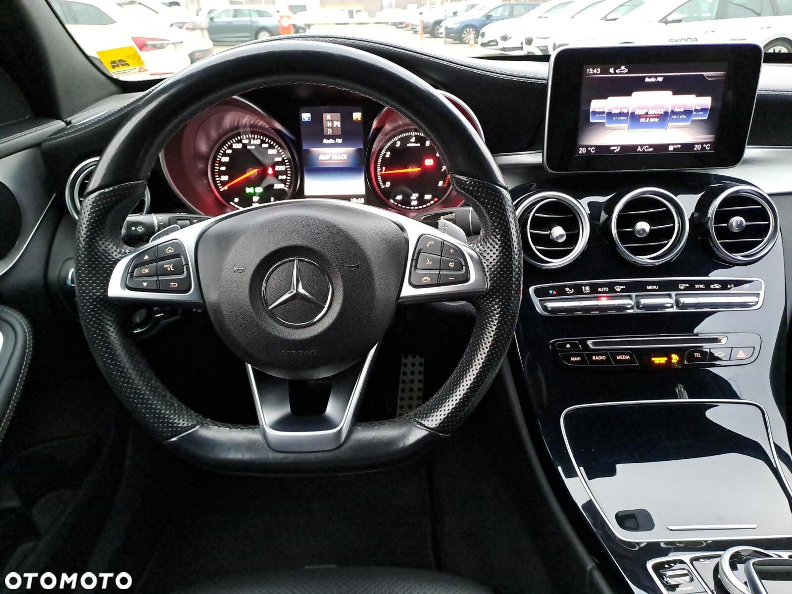 Mercedes-Benz Klasa C 200 4-Matic 7G-TRONIC - 9