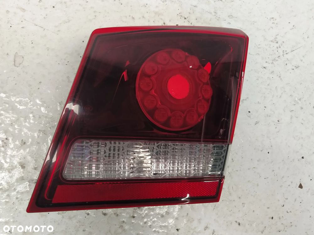 DODGE JOURNEY 14- FIAT FREEMONT 11- LAMPA PRAWA TYŁ TYLNA - 4