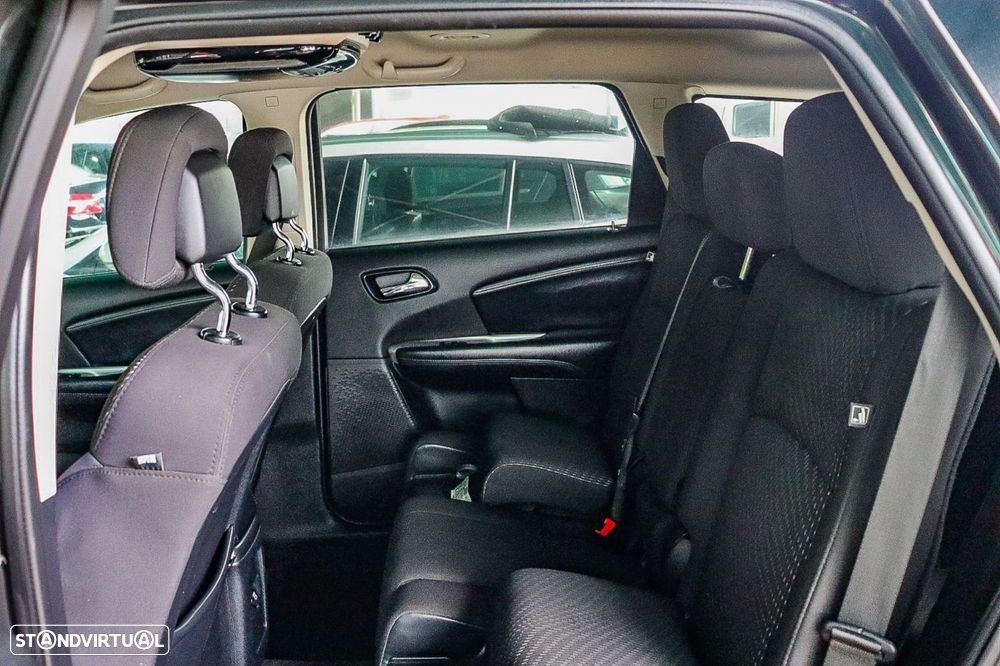 Fiat Freemont 2.0 M-Jet - 13