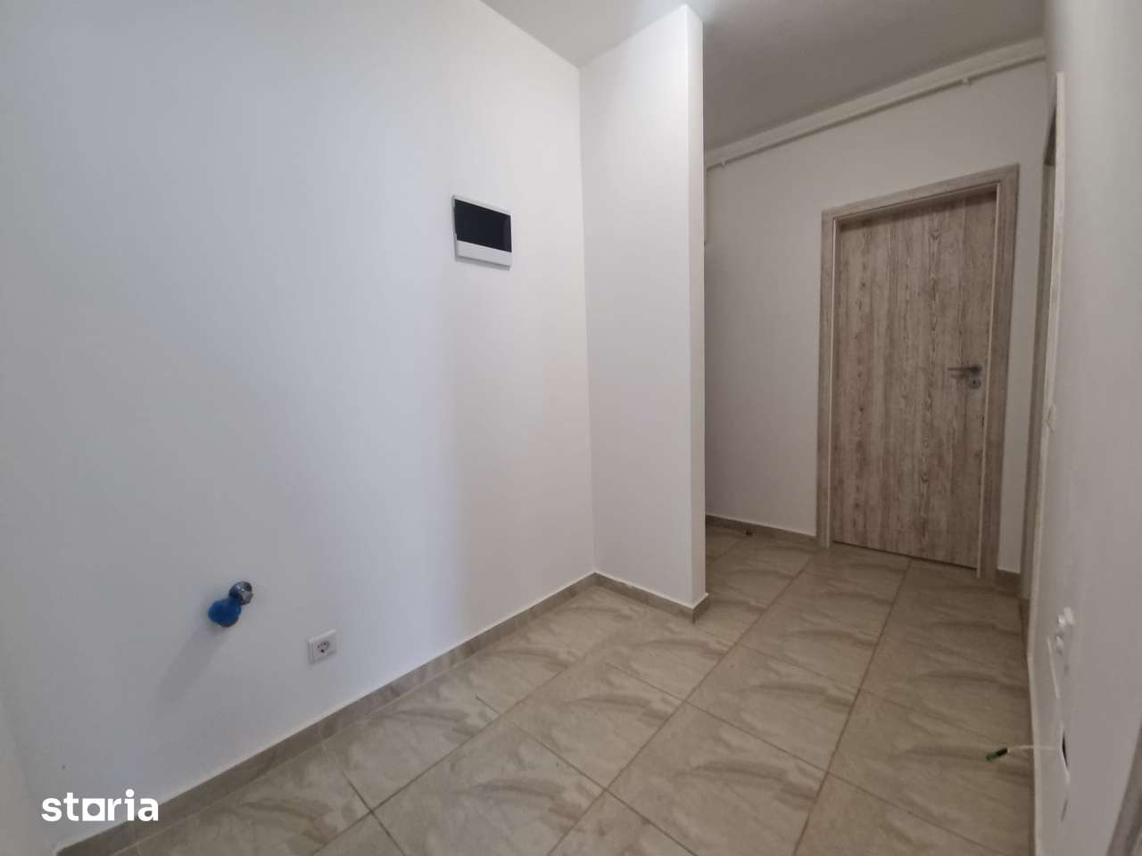 Apartament 2 camere, decomandat, etaj 3/4, bloc cu lift, Postalionului — fotografia 2