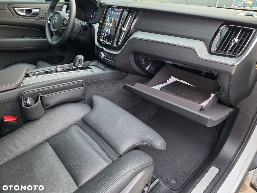 Volvo XC 60 B4 B Geartronic RDesign - 8