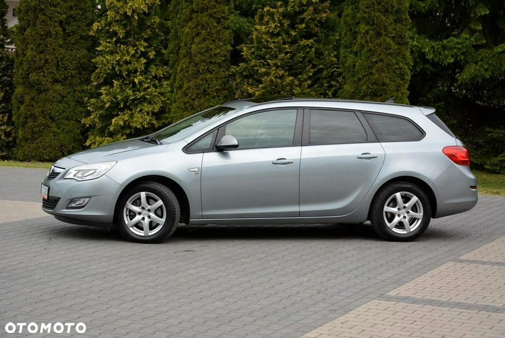 Opel Astra - 4