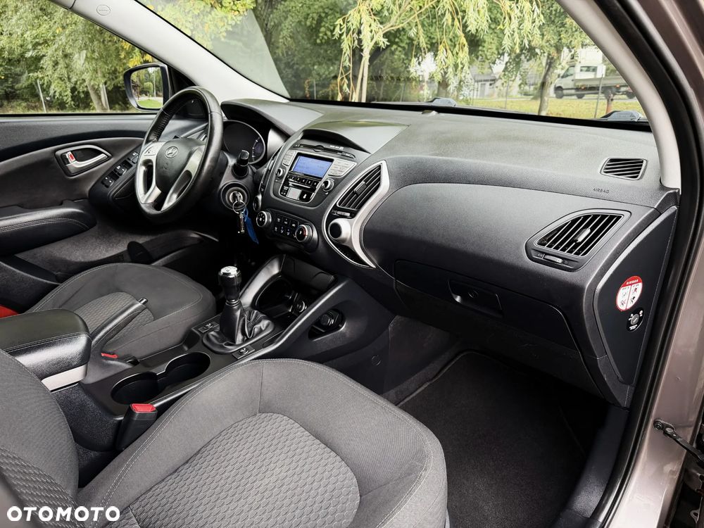 Hyundai ix35 2.0 2WD Style - 16