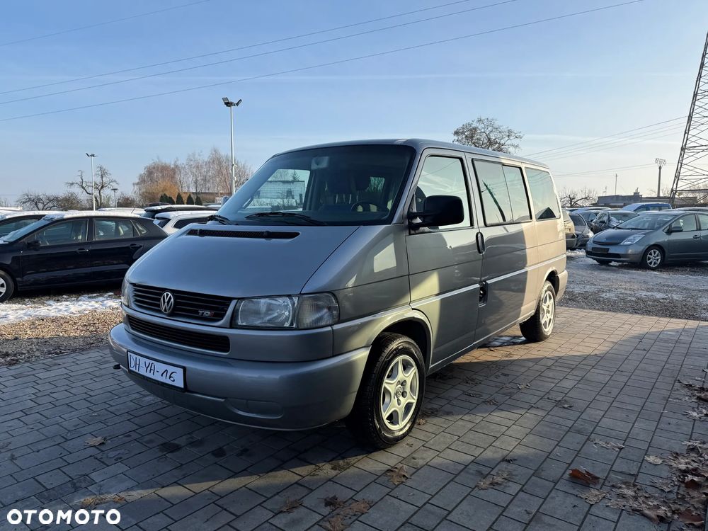 Volkswagen Multivan Standard - 10