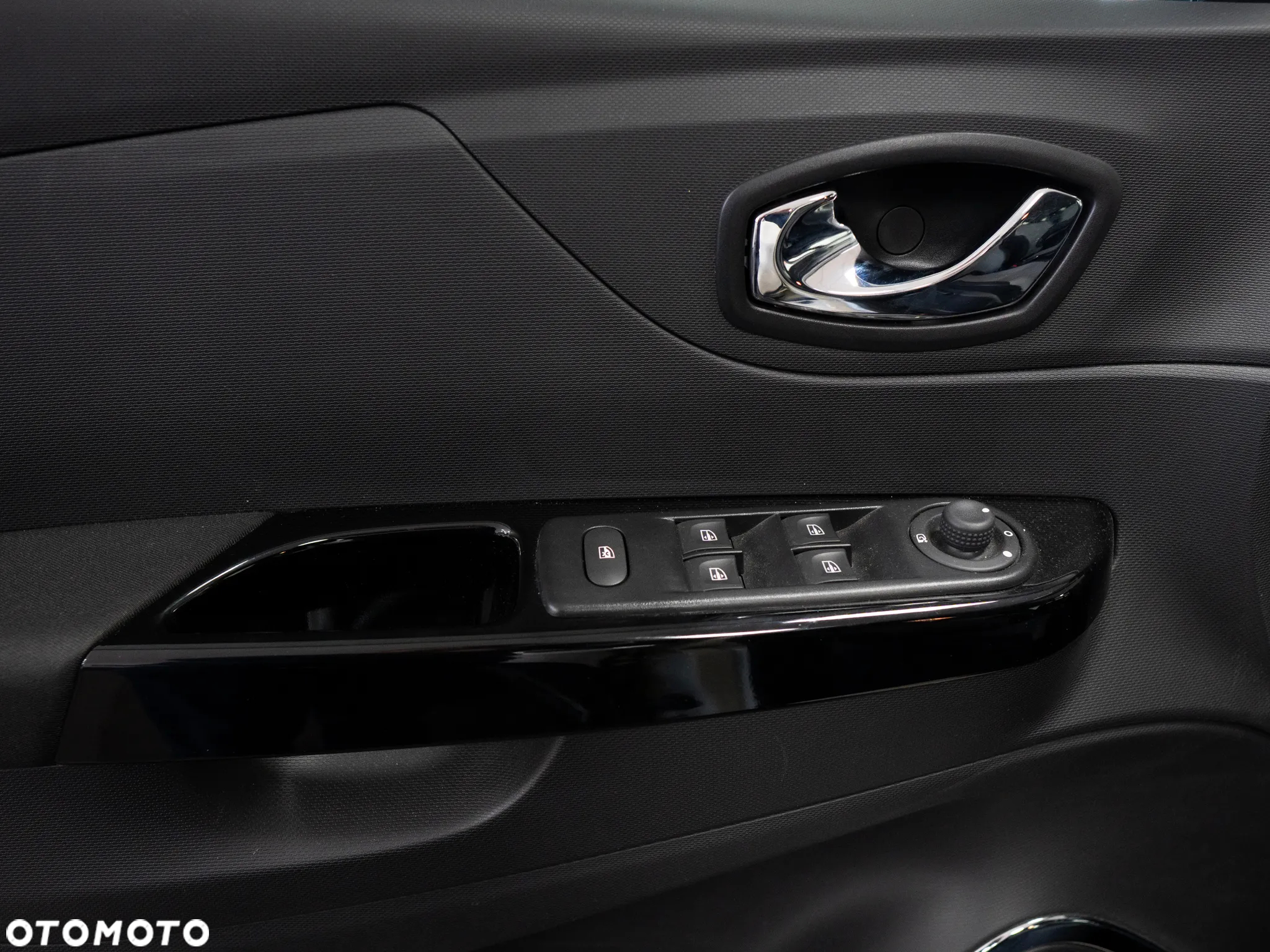 Renault Captur - 16