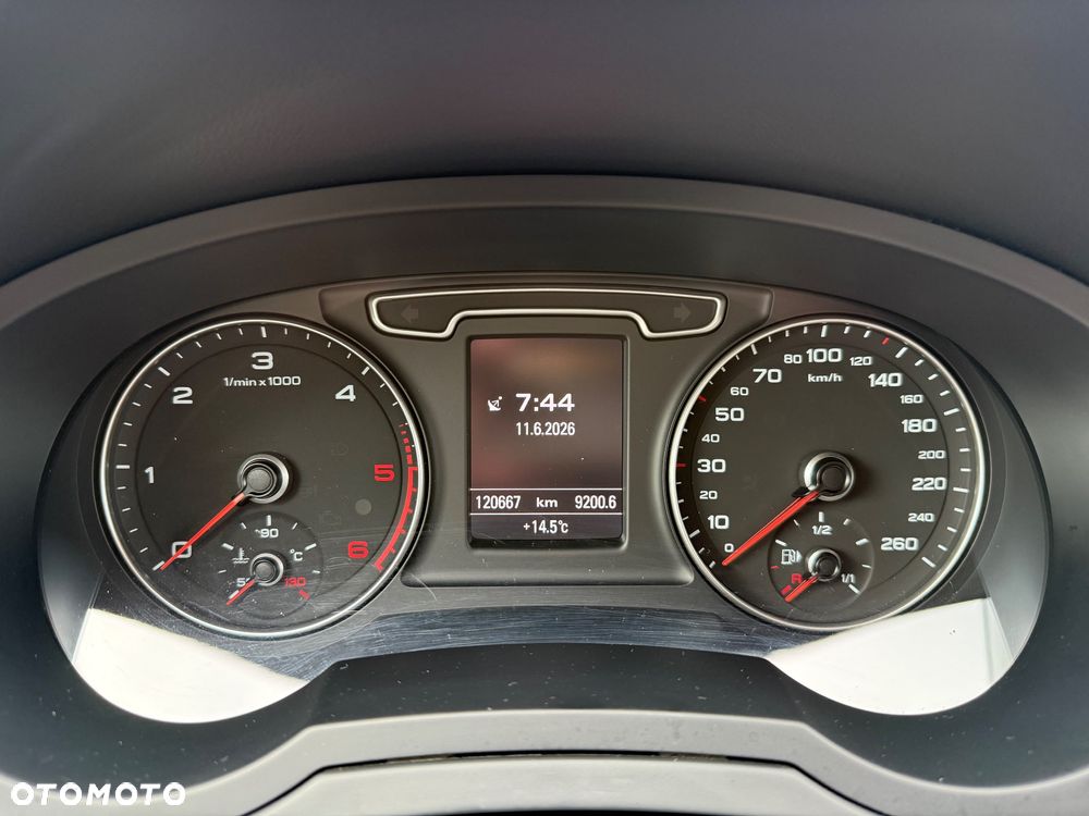 Audi Q3 2.0 TDI Quattro S tronic - 23