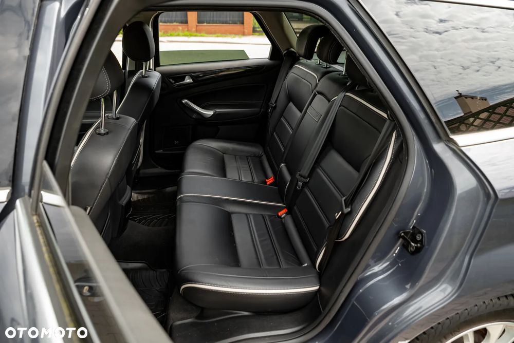 Ford Mondeo 2.0 TDCi ECOnetic Business Edition - 19