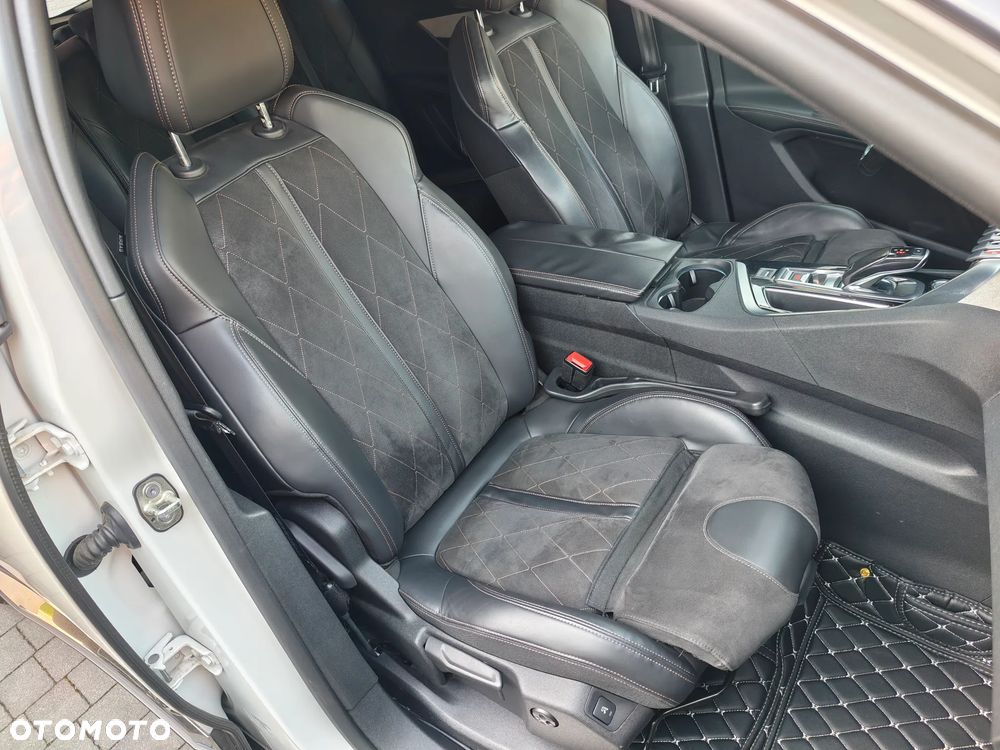 Peugeot 5008 2.0 BlueHDI GT S&S EAT8 - 25