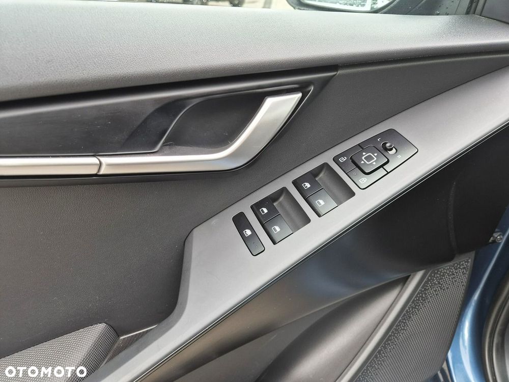 Kia Niro 1.6 GDI Hybrid M - 13