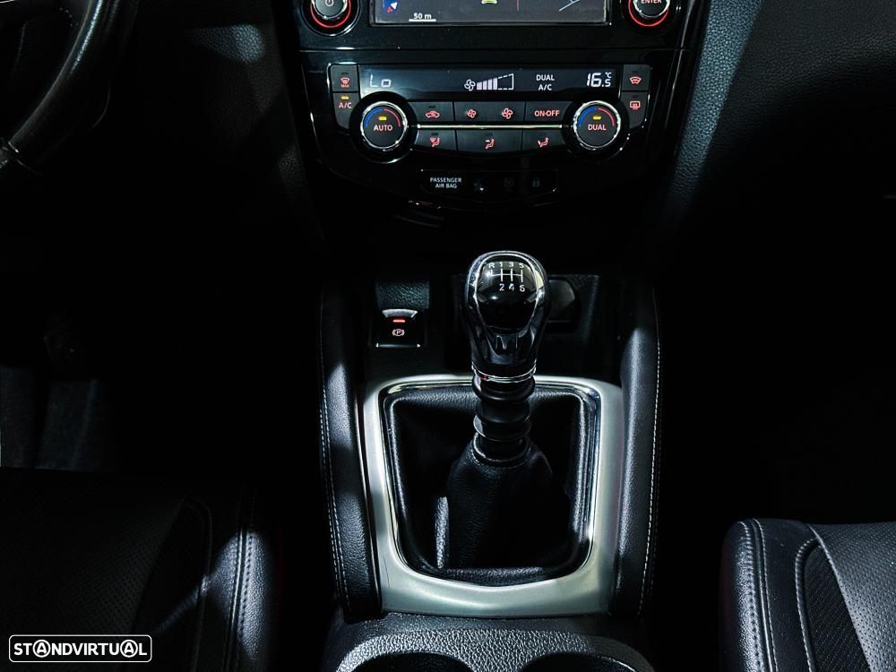 Nissan Qashqai 1.5 dCi Tekna Premium - 23