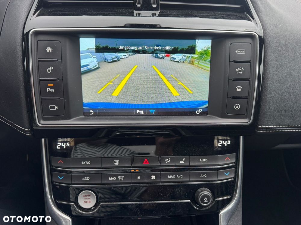 Jaguar XE 20d R-Sport - 6