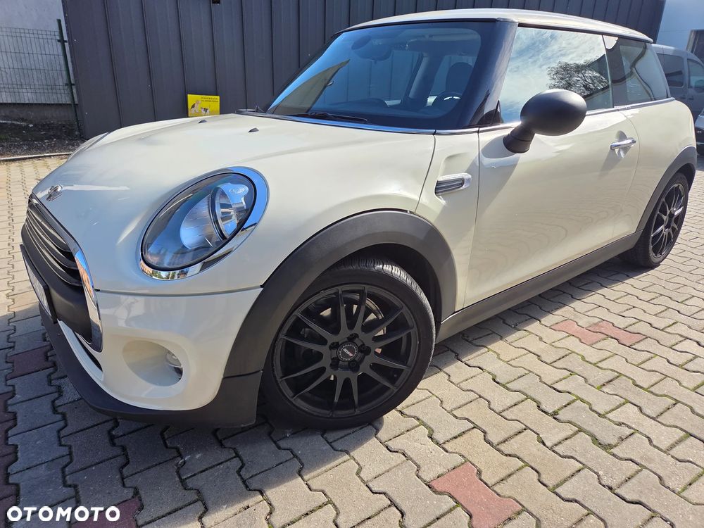 MINI ONE Standard - 13