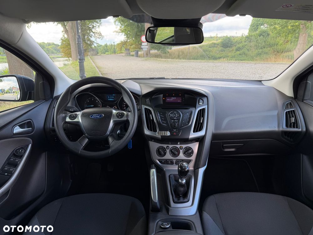 Ford Focus 1.6 TDCi DPF Champions Edition - 5
